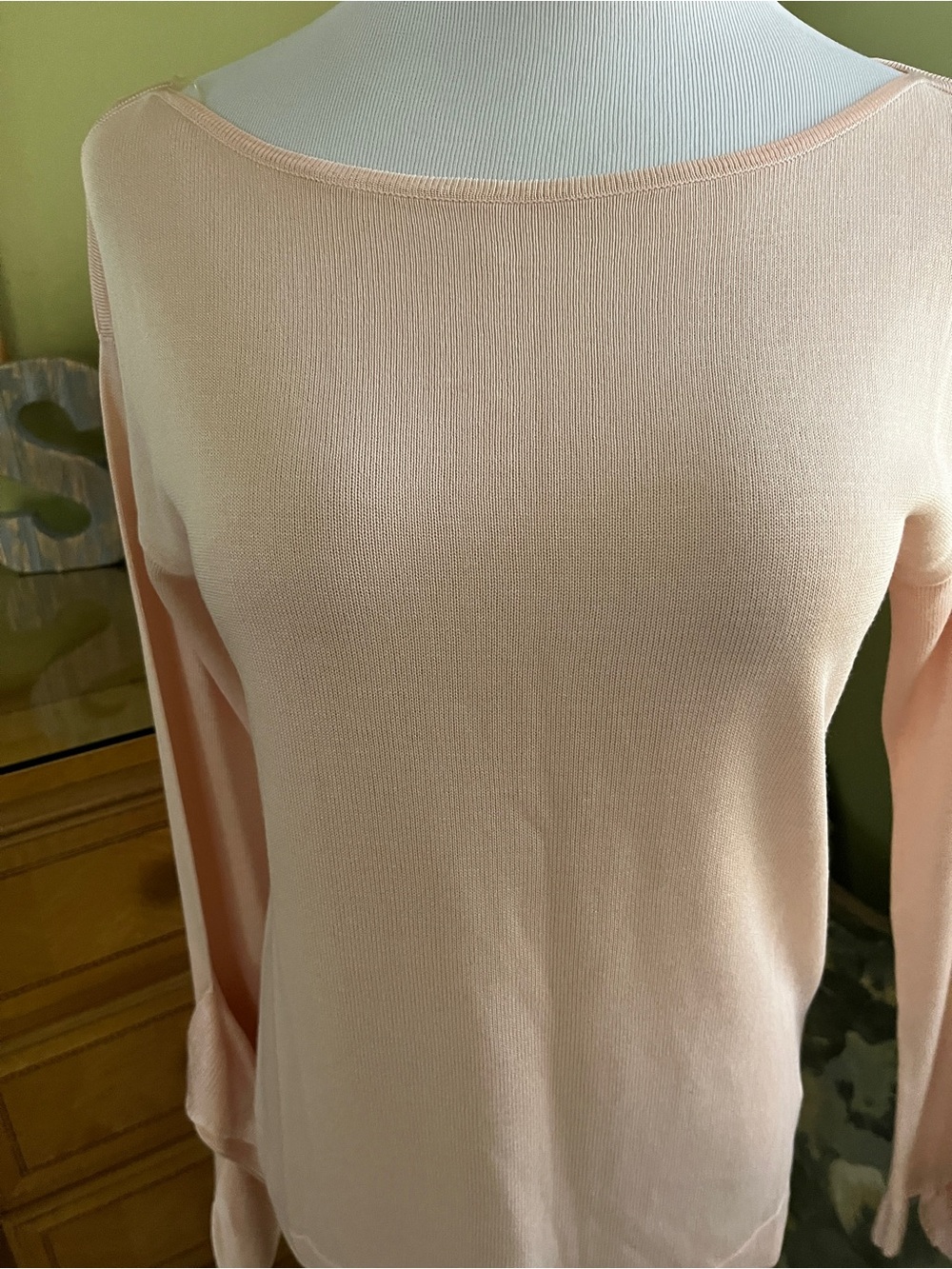Ellen Tracy Pale Peach Boat Neck Sweater..NWT